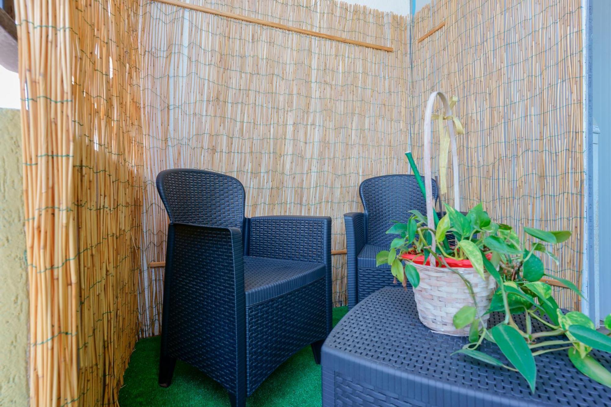 Unplug Bed & Breakfast Quartu Sant'Elena Bagian luar foto