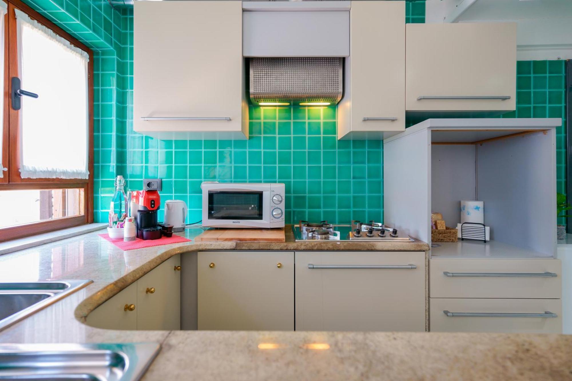 Unplug Bed & Breakfast Quartu Sant'Elena Bagian luar foto