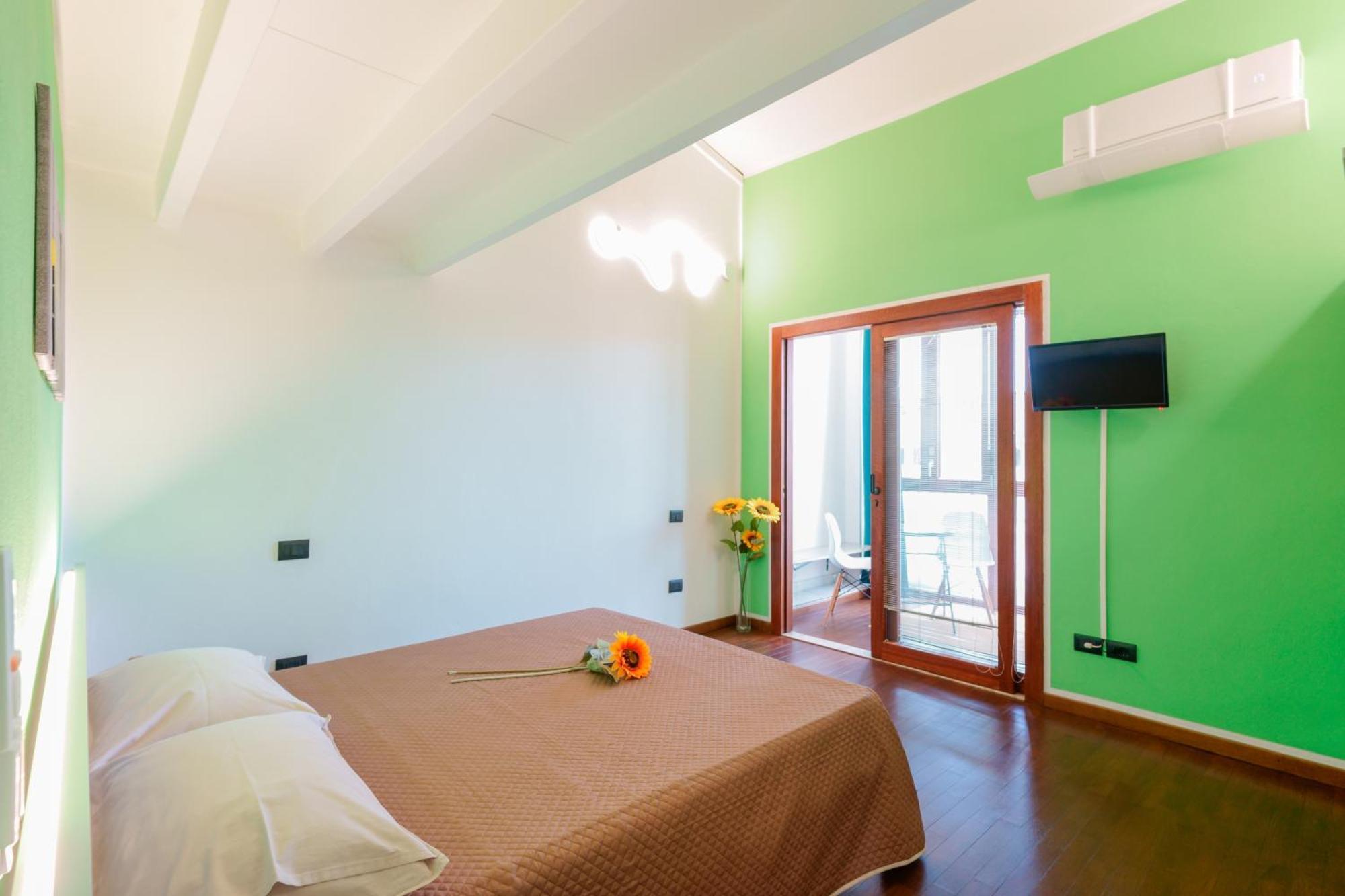 Unplug Bed & Breakfast Quartu Sant'Elena Bagian luar foto